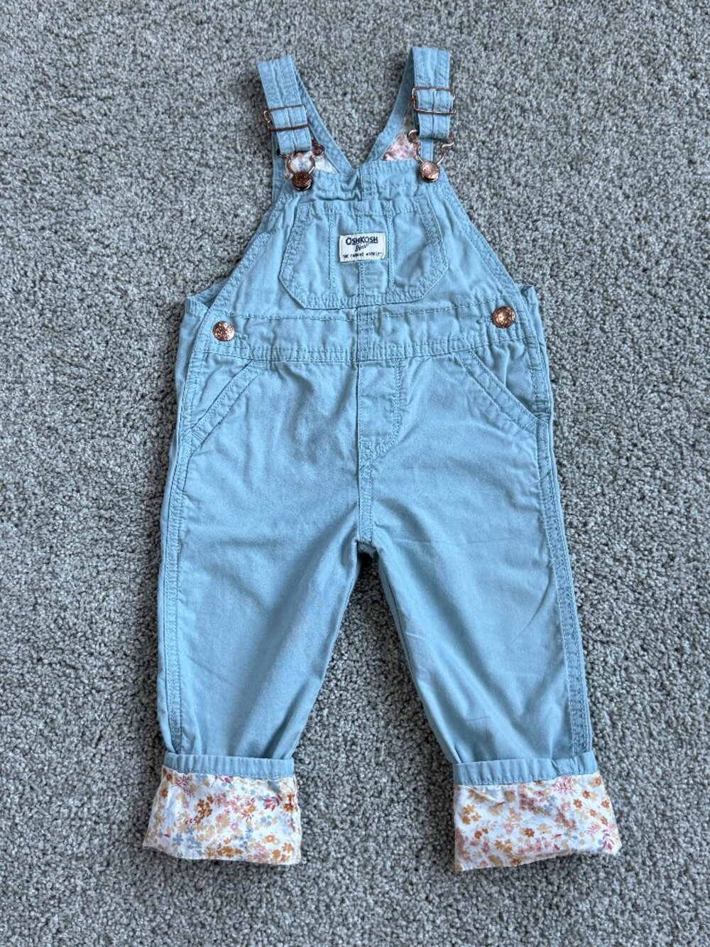 OSHKOSH B’gosh Toddler overalls, Size: 2T, Light blue w/floral lining